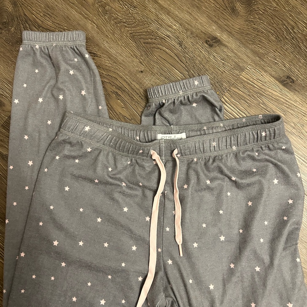 P.J. Salvage Gray and Pink Sweatpants with Stars